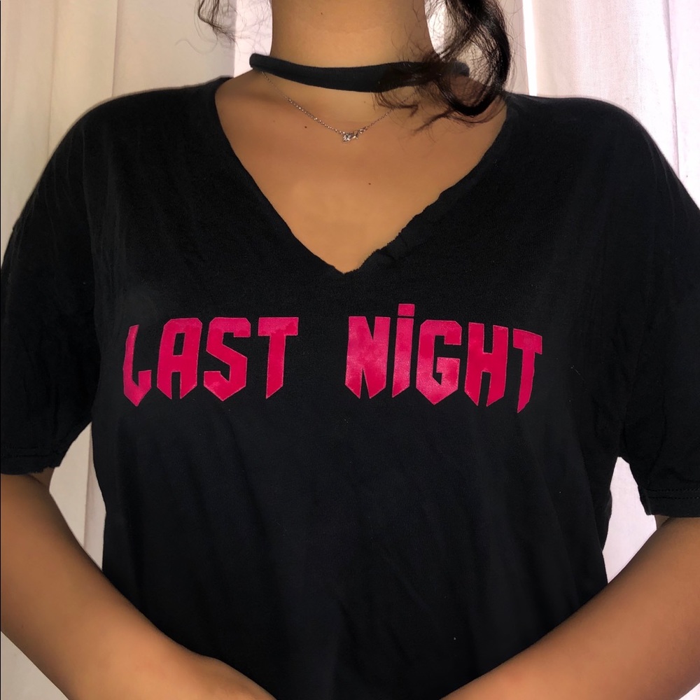 Black fashionable tshirt